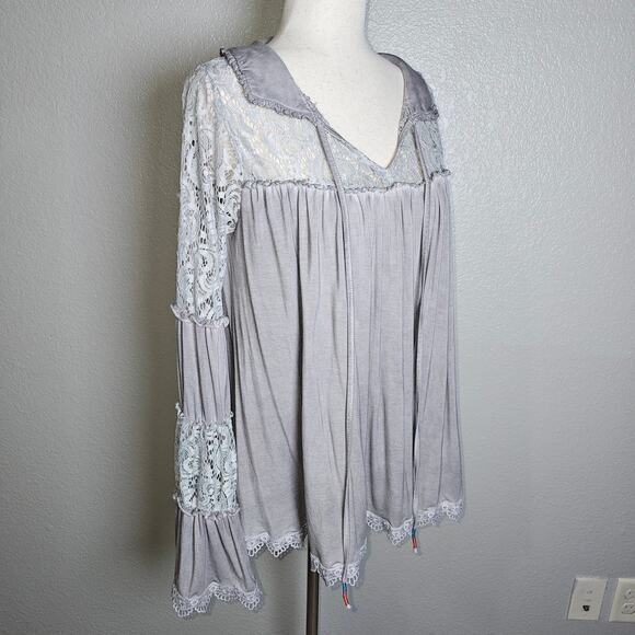 Pol Grey Whimseygoth Lace Boho Statement Sleeve Feminine Bell Sleeve Tunic top M - Picture 4 of 13
